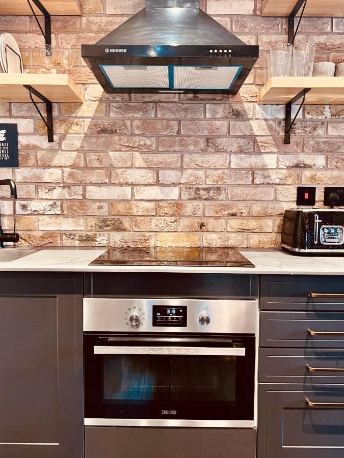 Loft 11 Stunning Luxury Nyc Loft Style Interior Designed 2Bd Apartment Excellent City Centre Location Mezzanine Cinema Room Designer Furniture Amazing Space Douglas Luaran gambar
