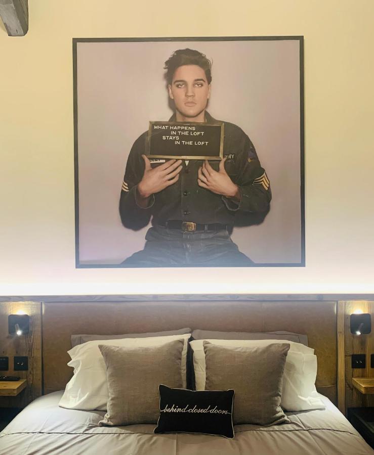 Loft 11 Stunning Luxury Nyc Loft Style Interior Designed 2Bd Apartment Excellent City Centre Location Mezzanine Cinema Room Designer Furniture Amazing Space Douglas Luaran gambar
